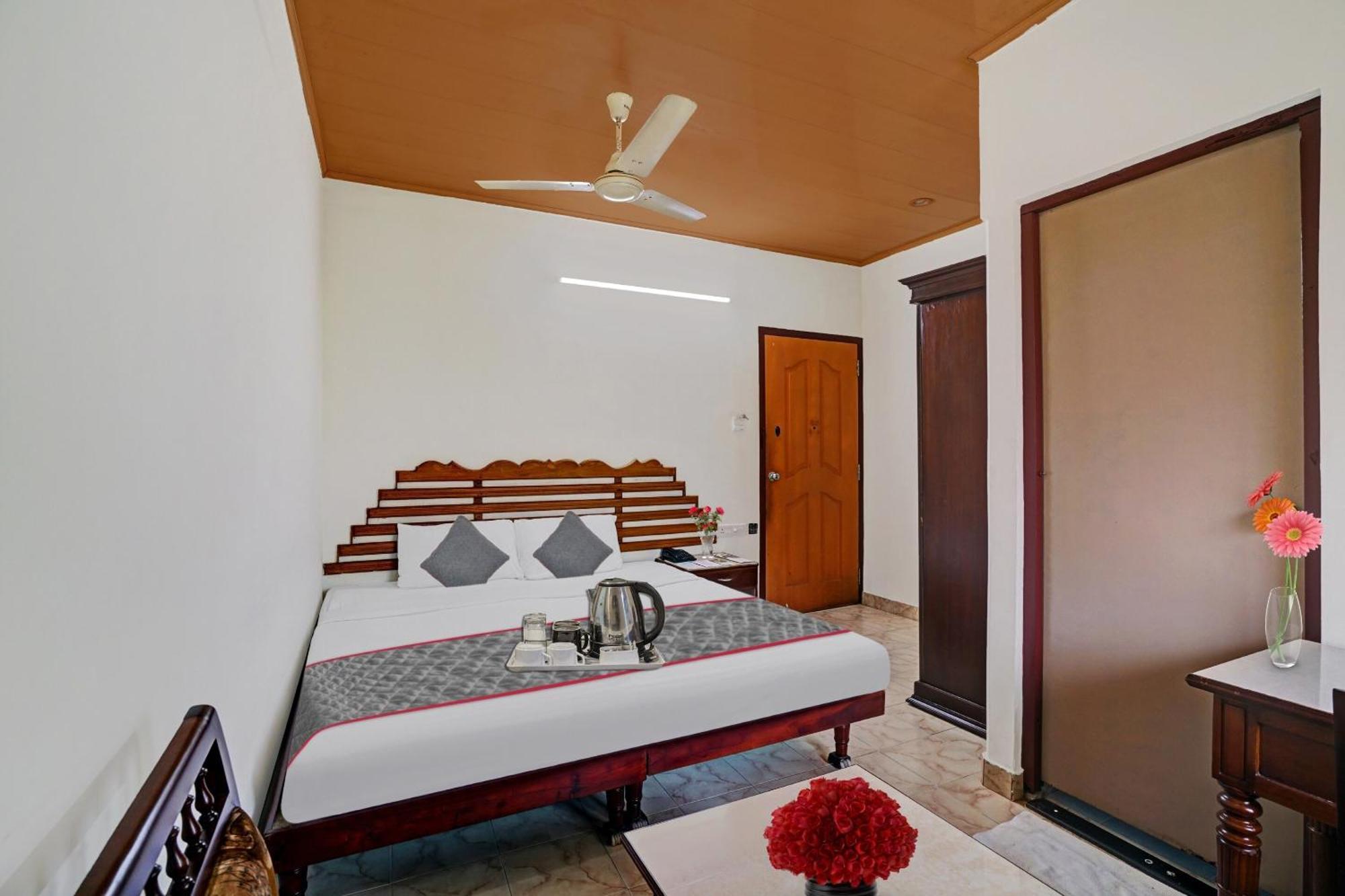 Palette - Pagoda Resorts Alappuzha Luaran gambar