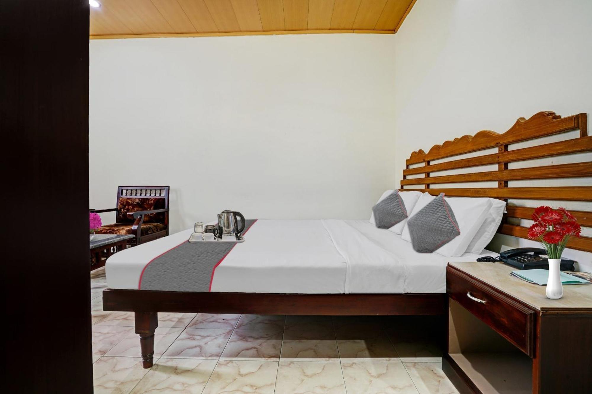 Palette - Pagoda Resorts Alappuzha Luaran gambar