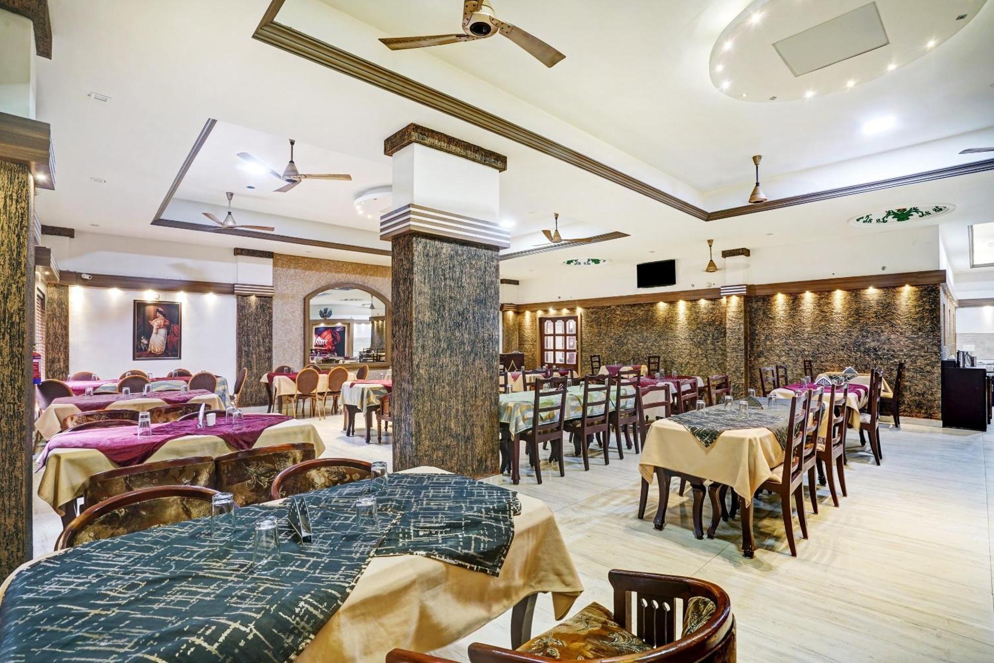 Palette - Pagoda Resorts Alappuzha Luaran gambar