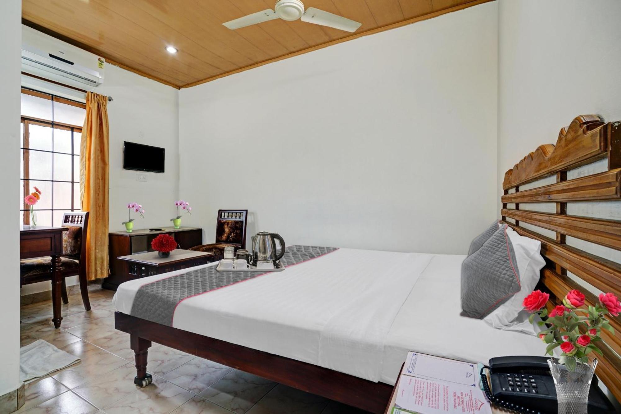 Palette - Pagoda Resorts Alappuzha Luaran gambar