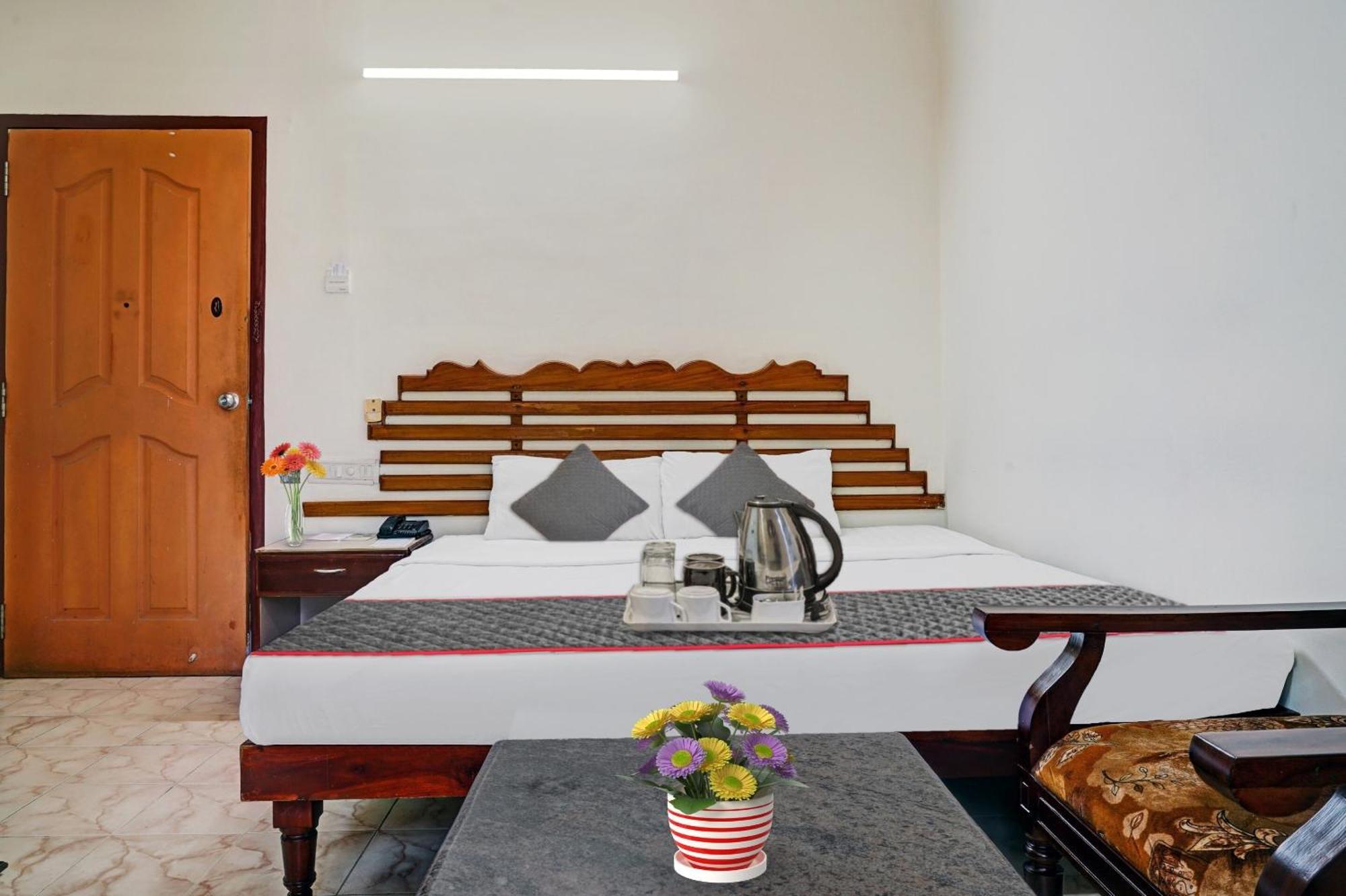 Palette - Pagoda Resorts Alappuzha Luaran gambar