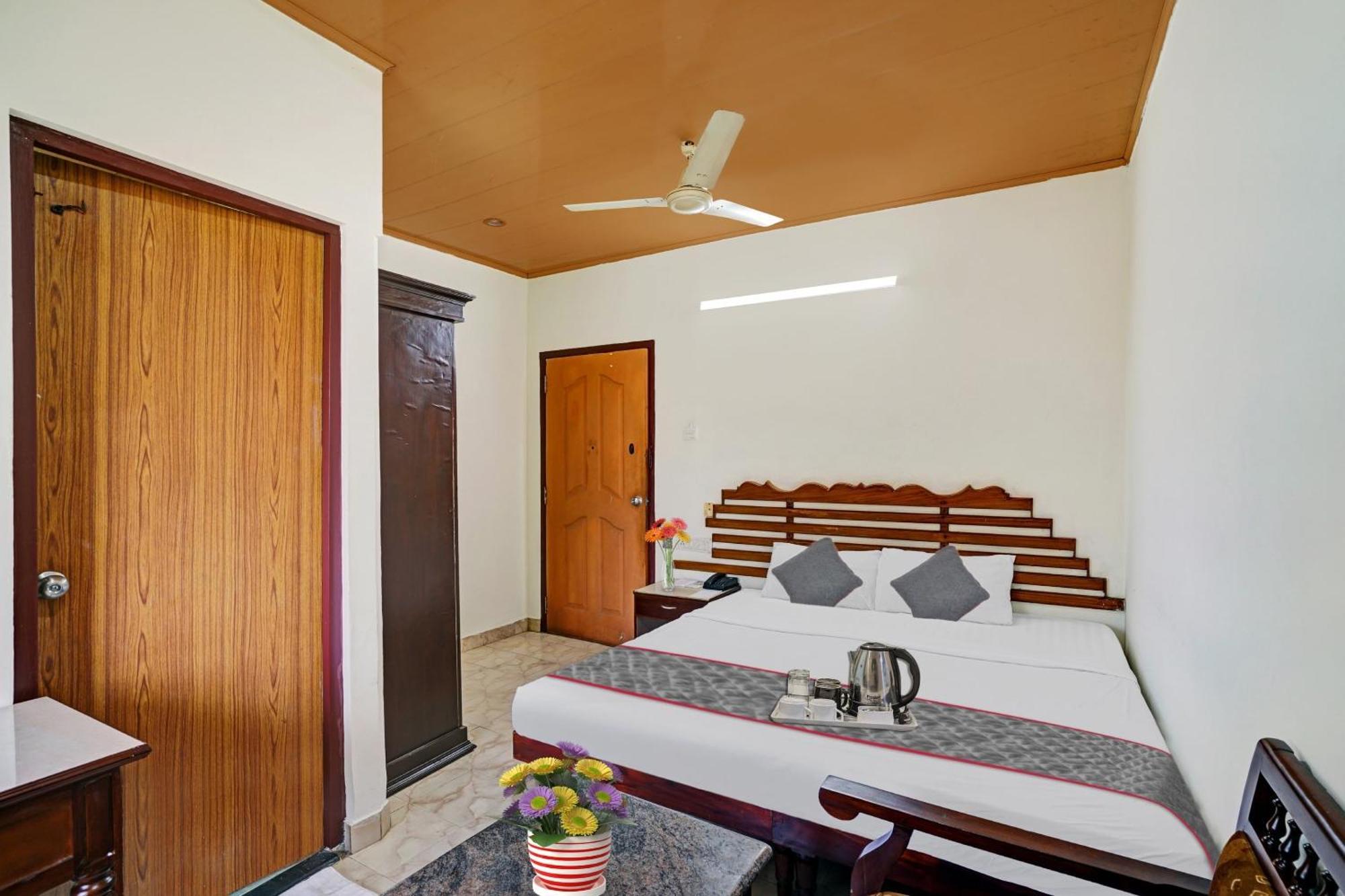 Palette - Pagoda Resorts Alappuzha Luaran gambar